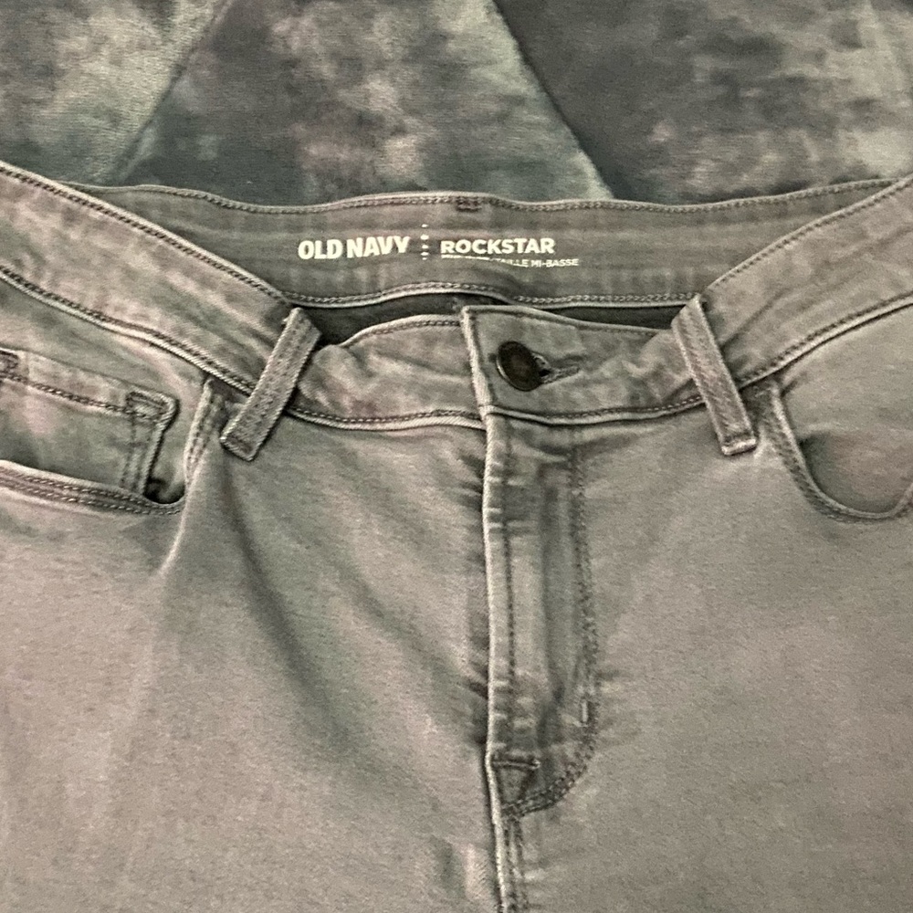Old navy rockstar jeans size 10 regular